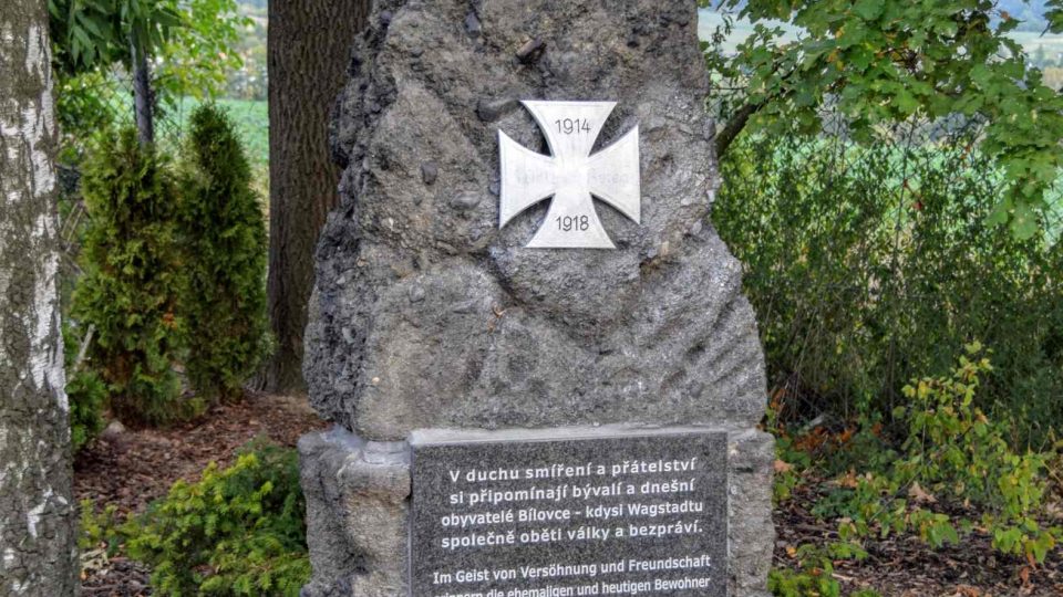 Památník I. světové války na bíloveckém hřbitově