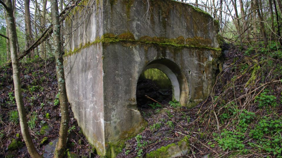 Kaverna turbíny, kterou zdejší mlynář zprovoznil těsně před koncem druhé světové války