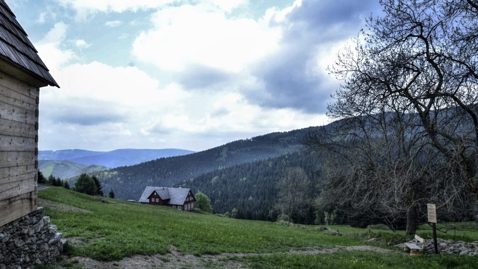 Výhled od zvonice na Valšovkách