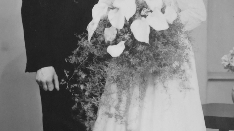 Svatební fotografie Bronislava a Dobromily Knápkových z roku 1960