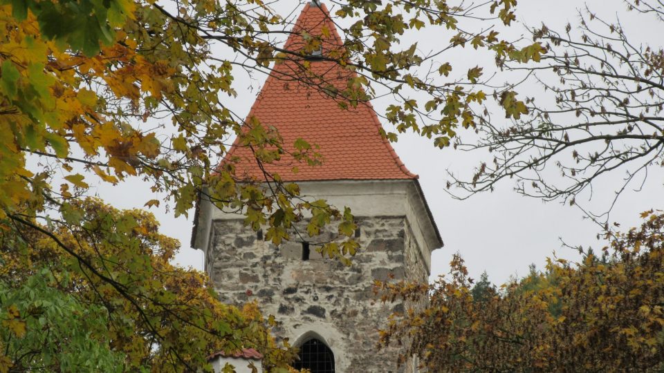 Jedním pohledem uvidíte tři strany věže