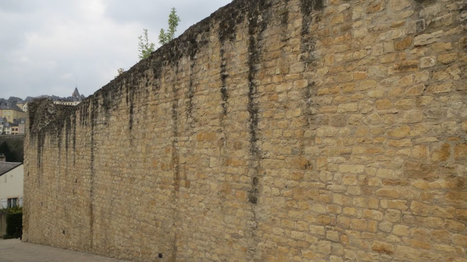 Václavova zeď měla chránit čtvrť Grund