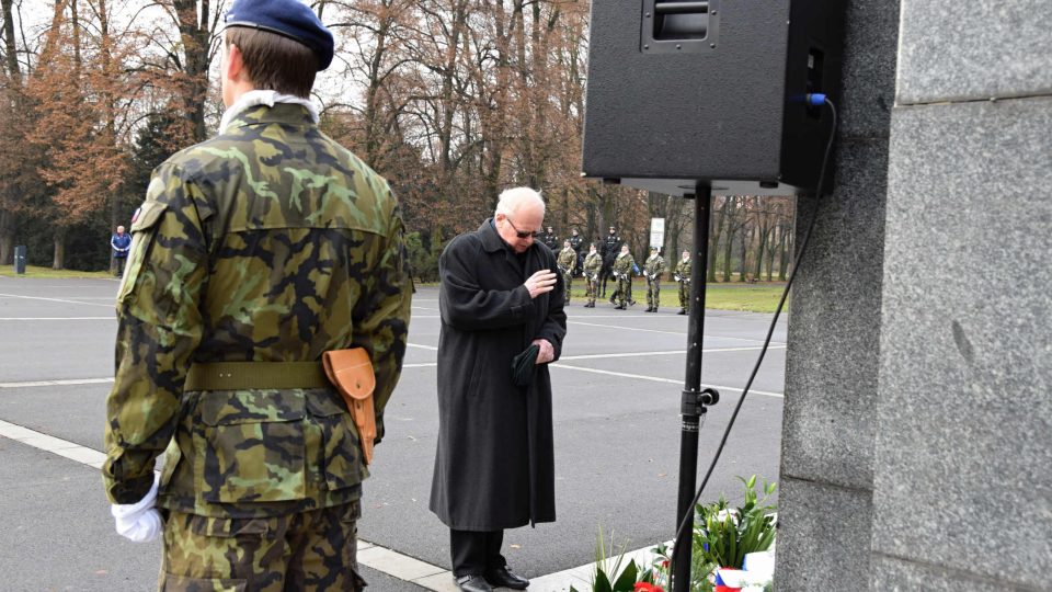 Ostravsko-opavský biskup František Lobkowicz při Dni veteránů