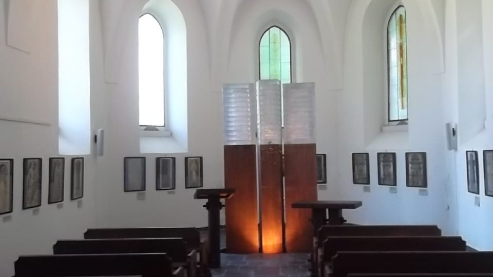 Interiér kaple, kde Komenský kázal v letech 1618-1620
