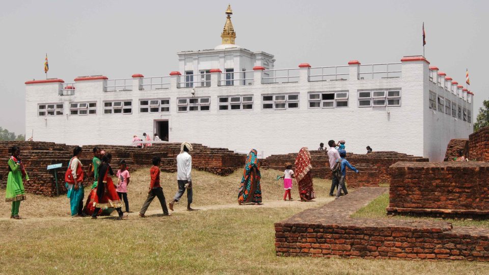 Buddhovo rodiště v Lumbíní je cílem tisíců poutníků