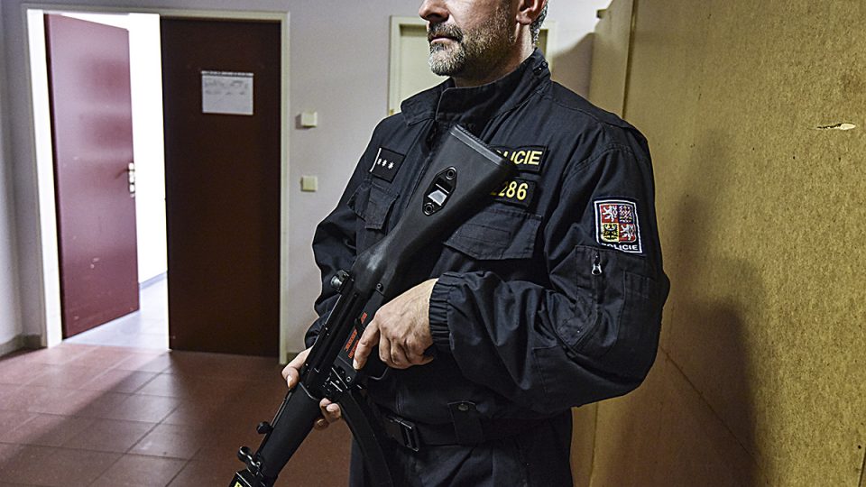 Speciální střelnice má policisty připravit na řešení kritických situací.