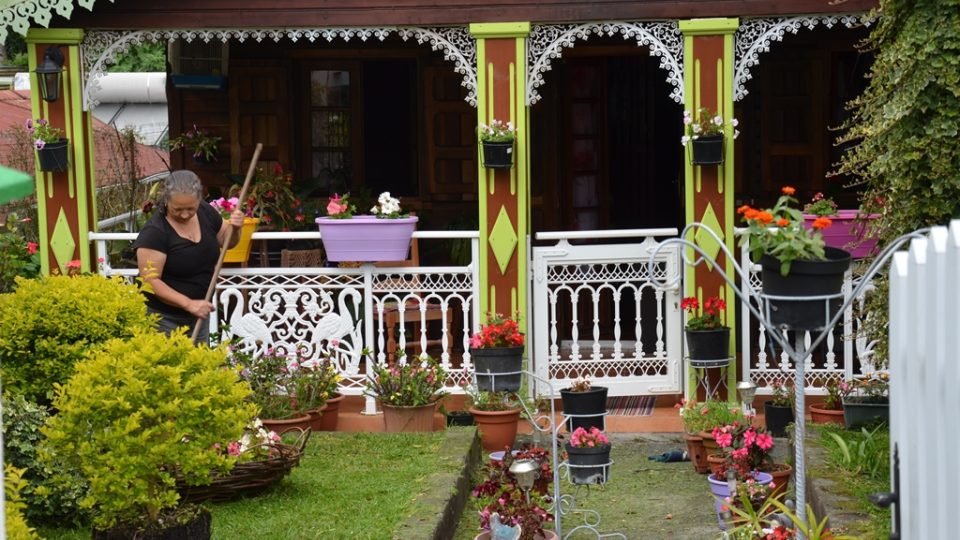 Typický kreolský dům se zahradou