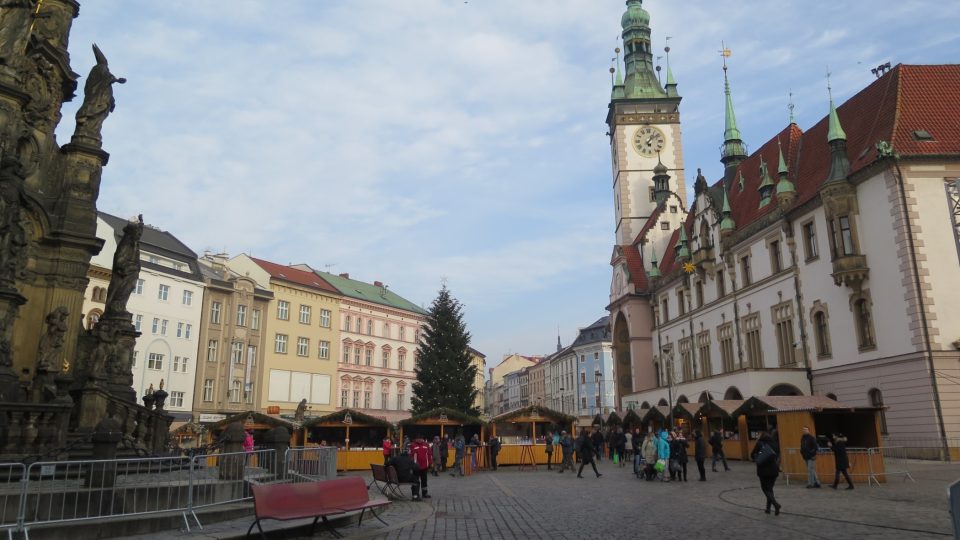 Věhlas získaly i vánoční trhy v Olomouci, které se postupem času staly lákadlem nejen pro Olomoučany samotné, ale i přespolní