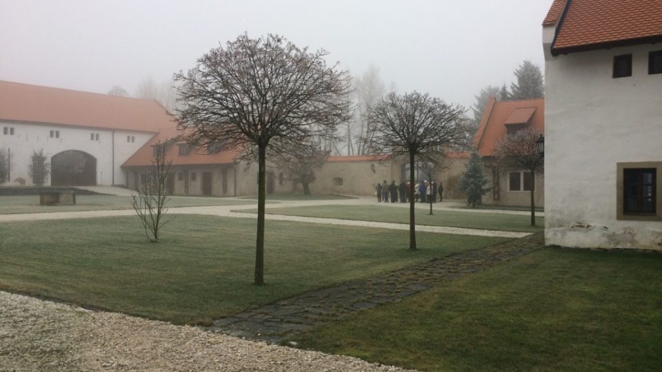 Do zámku v Libouchci na Ústecku se mohli lidé mimořádně podívat při silvestrovské prohlídce Do zámku v Libouchci na Ústecku se mohli lidé mimořádně podívat při silvestrovské prohlídce