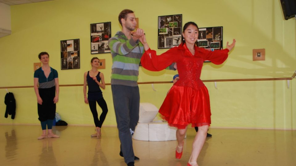 Taneční zkouška členů baletu Šaldova divadla