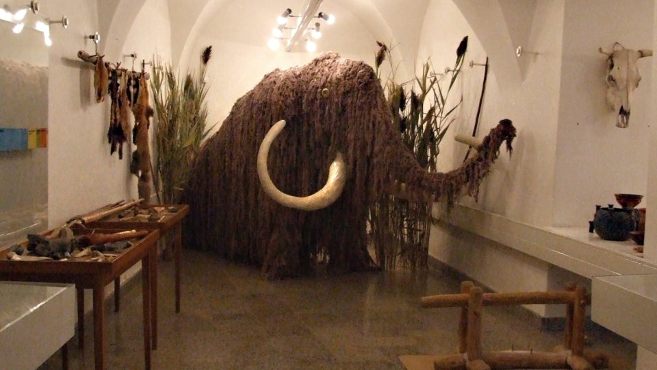 Výstava Od doby kamenné do doby slovanských hradišť v poličském muzeu 