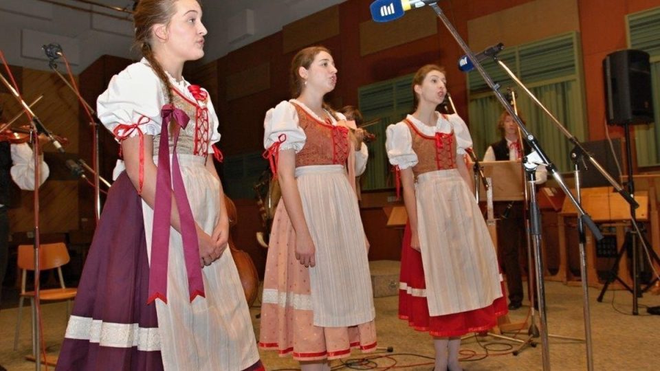 Lidová muzika z Chrástu v Českém rozhlasu Plzeň