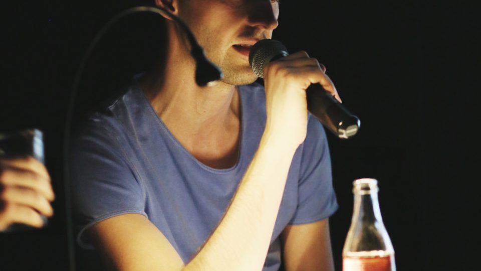 Aleš Stuchlý a pásmo komentovaných ukázek na téma Subverze / Perverze v Kině Světozor Aleš Stuchlý a pásmo komentovaných ukázek na téma Subverze / Perverze v Kině Světozor