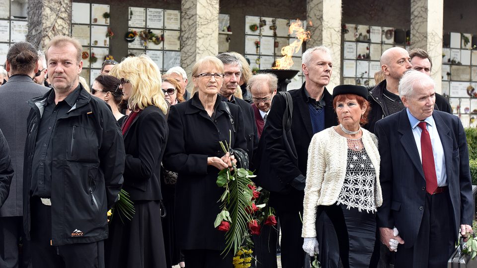 Pohřeb Heleny Štáchové ve strašnickém krematoriu.