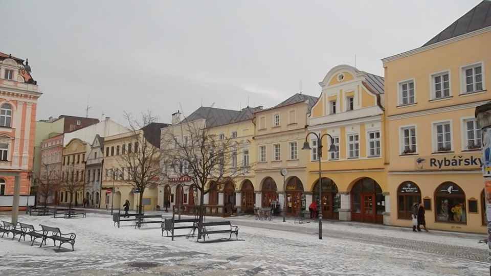 V centru Krnova stojí měšťanské domy s mázhausy