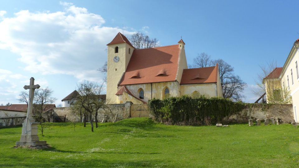 Kostel před rekonstrukcí