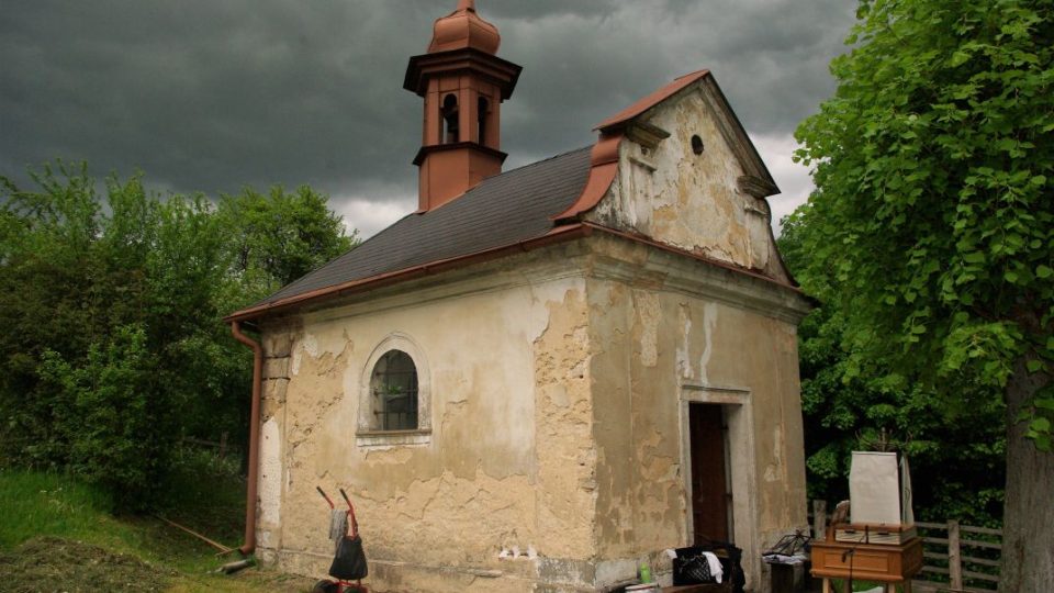 Slavnost k 290. výročí Kaple sv. Isidora na Vinici v obci Brada letos skončila bez deště