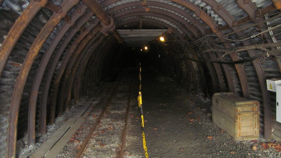 Jaké to je být horníkem si můžete vyzkoušet sami při návštěvě muzea Grafický důl v Českém Krumlově