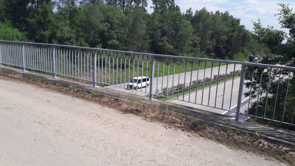 Most přes D1 u Řehořova