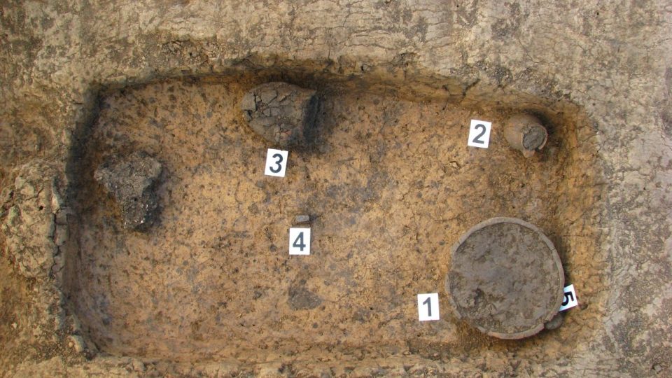 Slatinky na Jičínsku byly napojené na Jantarovou stezku. Archeologové tam odkryli pravěké dílny