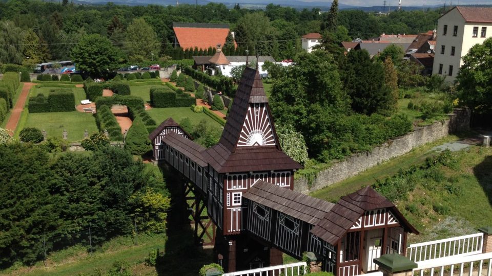 Piknik v zámecké zahradě mohou prožít v Novém Městě nad Metují všechny romantické duše