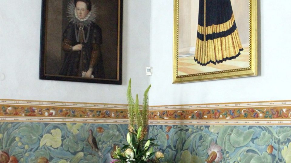 Květinové vazby floristy Bohuslava Rabušice zdobí zámek v Jindřichově Hradci