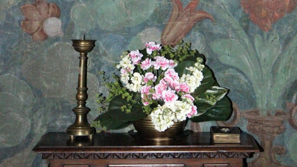Květinové vazby floristy Bohuslava Rabušice zdobí zámek v Jindřichově Hradci
