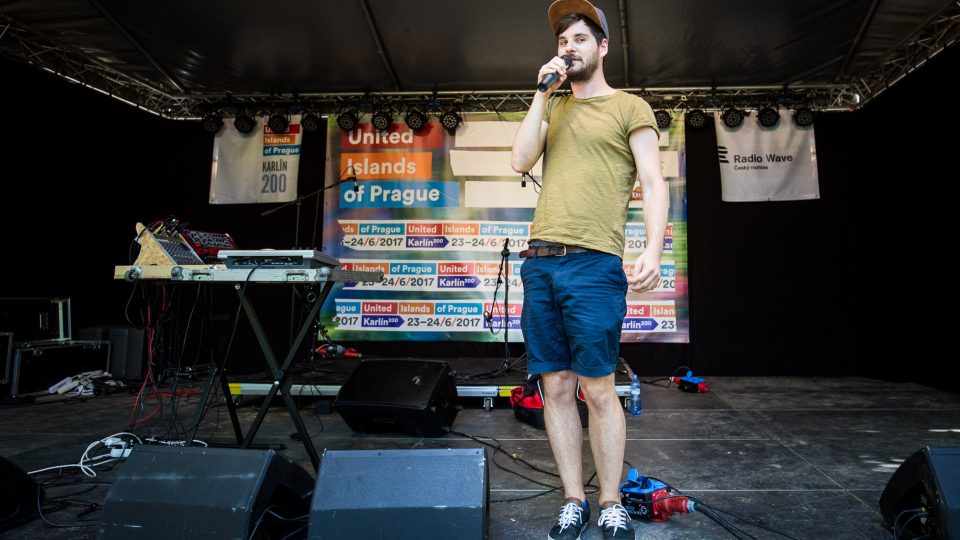 Jonáš Zbořil moderoval zakončení pořadu Startér: stage Radia Wave na United Islands Jonáš Zbořil moderoval zakončení pořadu Startér: stage Radia Wave na United Islands