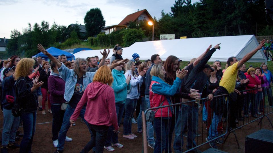 Na festivalu v Klokočí vystoupily skupiny Anarchia, Hallodrn, Seven, Soumrak Band a liberecká Těla