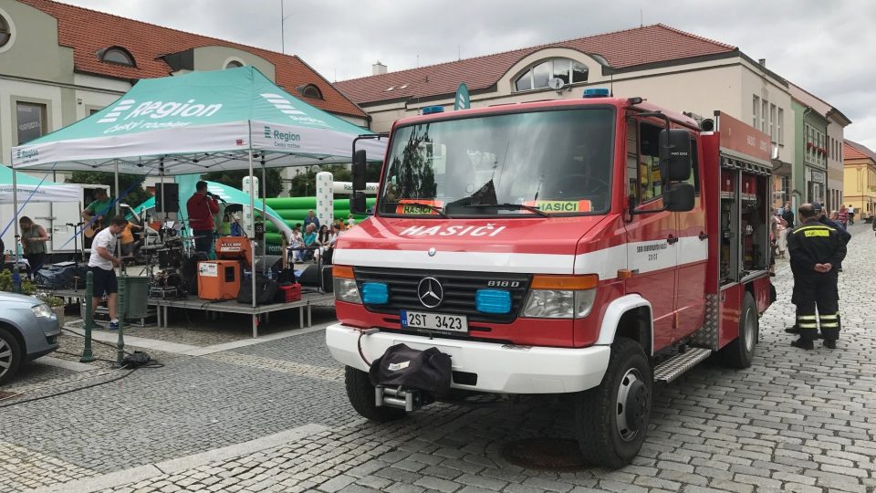 Techniku přivezli ukázat hasiči z SDH Zdice