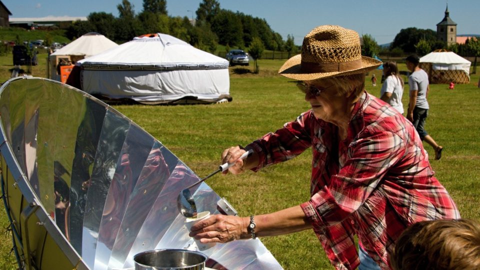 Festival byl o ekologii, takže k vidění byl i solární ohřev vody