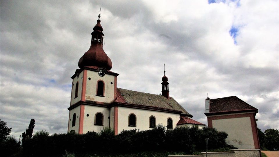 Dominanta Nemyčevsi, kostel sv. Petra a Pavla