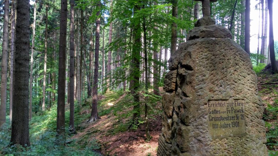 Studánku Panny Marie nechal vybudovat německý starousedlík ze sousední vsi