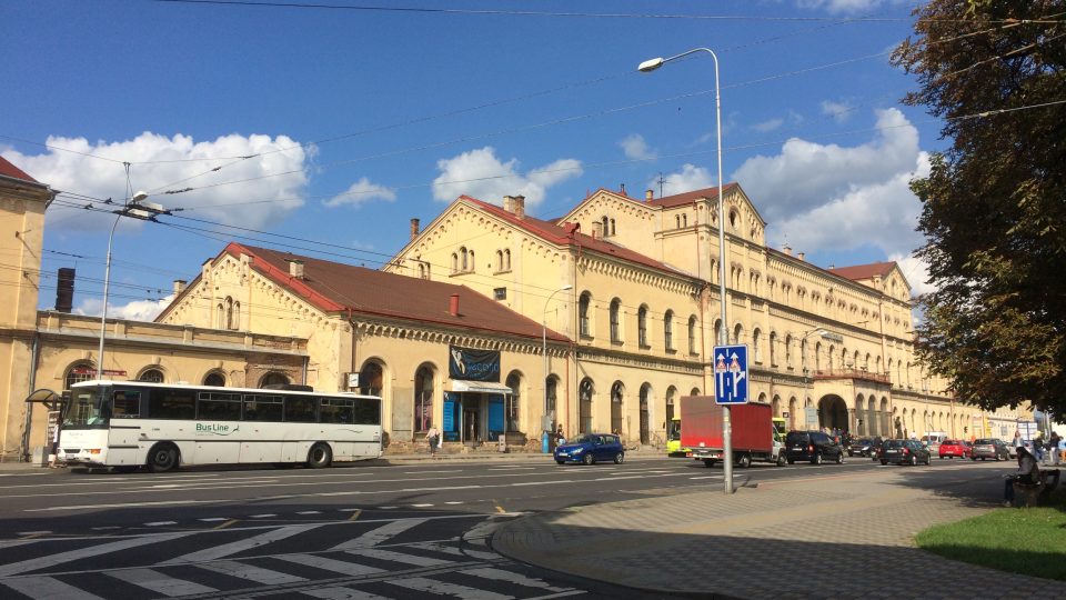 Vlakové nádraží v Teplicích rekonstrukci opravdu potřebuje