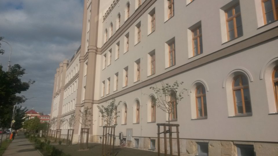 Opravená budova bývalých kasáren v Mladé Boleslavi