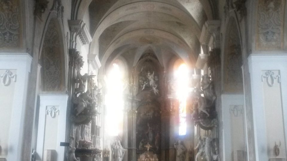 Interiér kostela sv. Martina v Krnově