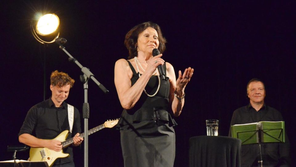 Rodné České Budějovice si vybrala Marta Kubišová pro poslední koncert kariéry. Vystoupila tu v den svých 75. narozenin