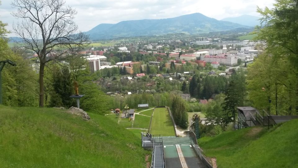 Skokanský areál byl vybudován na sklonku 60.let 20. století