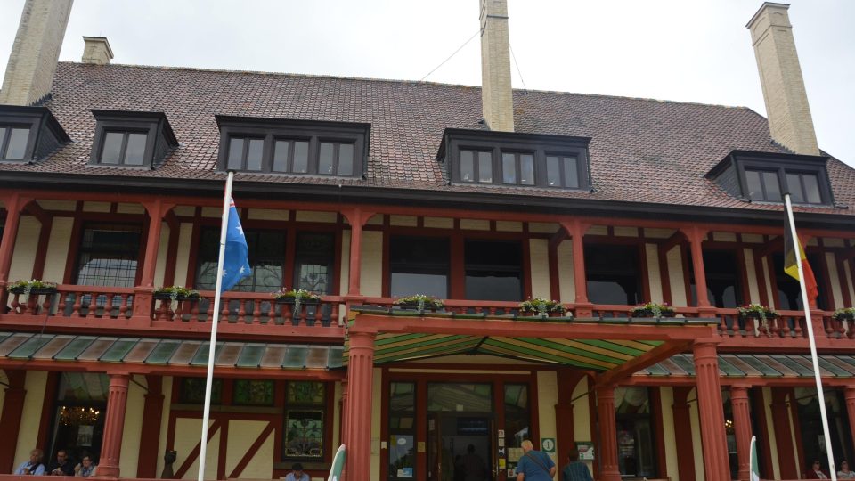 Budova muzea stojí přímo na místě bývalého bojiště u Passchendaele