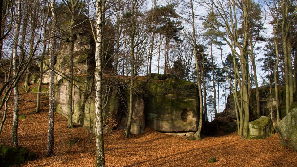 Hrad Zbiroh - Kazatelnice a hradní příkop