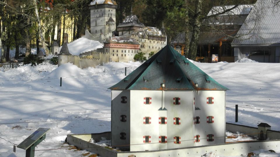 Unikátní modely v parku Boheminium jsou letos poprvé vystaveny nepřízni počasí