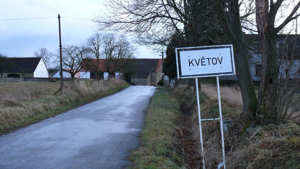 Květov má 117 obyvatel