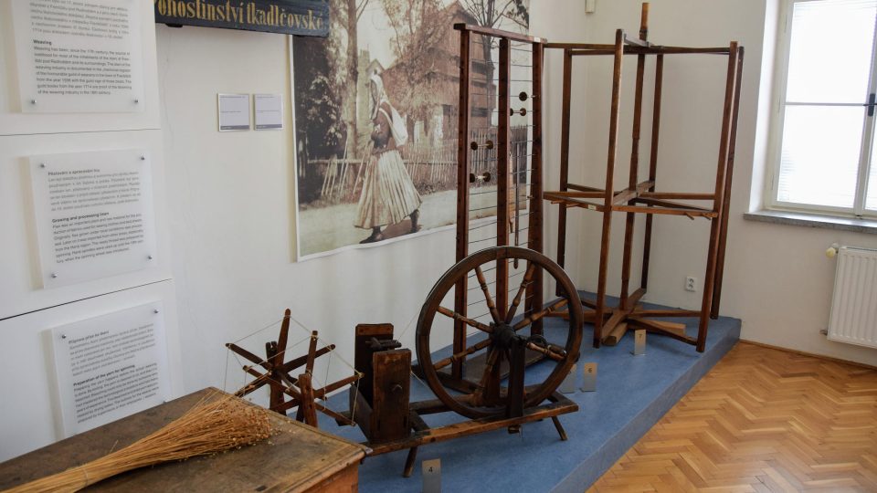 Expozice tkalcovství ve frenštátském muzeu