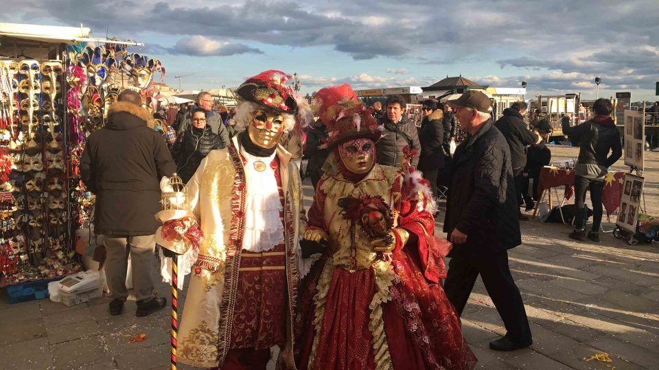 Karnevalová sezóna tradičně začíná v Benátkách