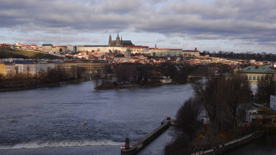 Užívat si můžete i krásný výhled na Pražský hrad