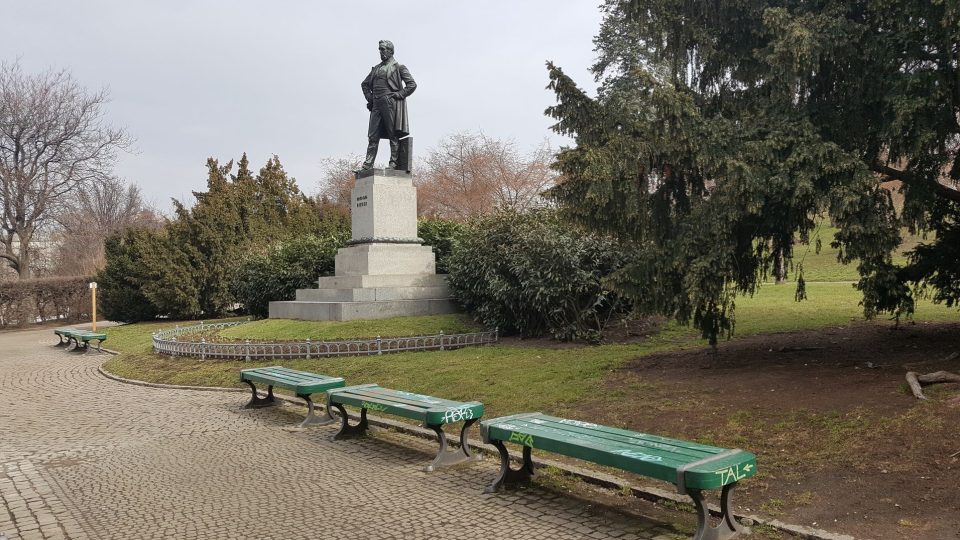 Myslbekova socha Františka Ladislava Riegra