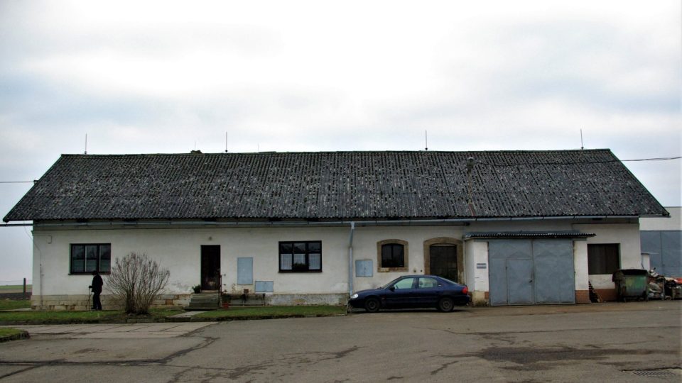 Současná podoba domu ve Studeňanech, kde umělci natrvalo žili od roku 1940