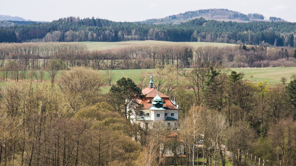 Zámek Nový Falkenburk, nyní dětský domov