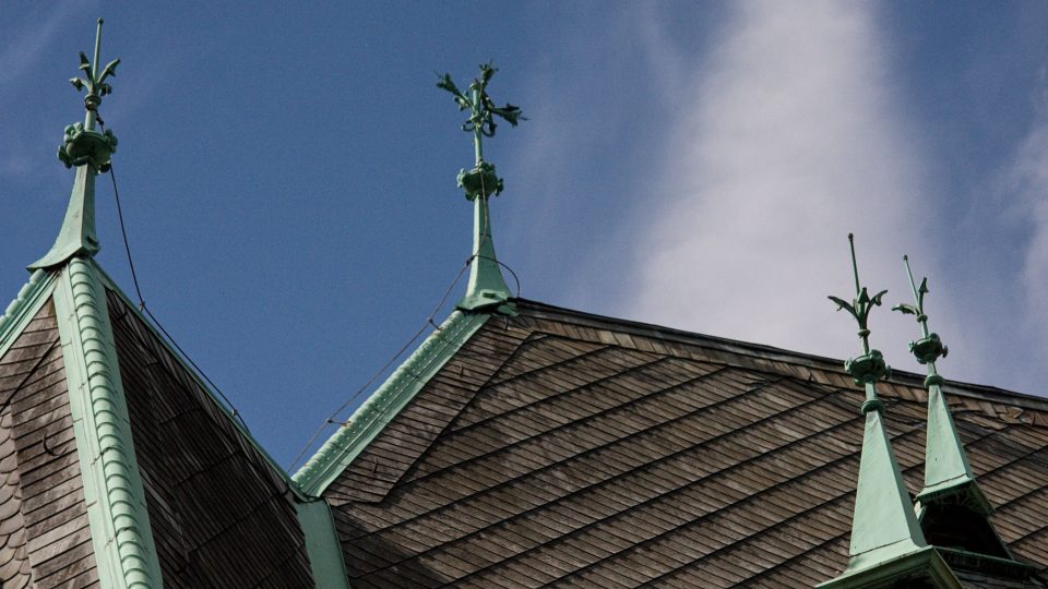 Kované ozdoby na střeše