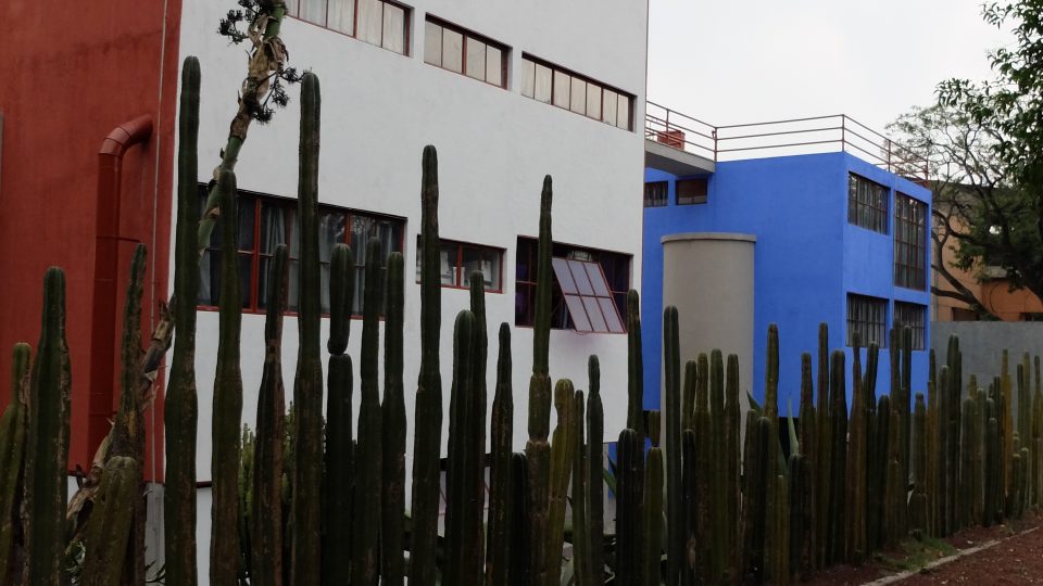 Dům a ateliér Fridy Kahlo a Diega Rivery v Mexico City, architekt Juan O'Gorman